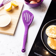 ������� � ��������� Colourworks ���������� 28,5�� CWTURNPURV2