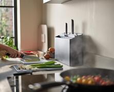 ���� ����� � ��������� �� ������ Elevate Folio 33�32�10,3�� 60216