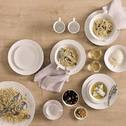 ����� ��� ������� � ������� White Basics Round 70�� AA1924