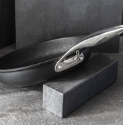 �������� Black Titan Pro 20�� 85560602098