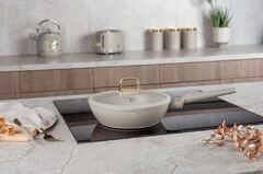 ��������� � ������� Sahara 24�� BH-8062