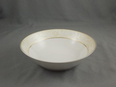 �������� ������� Yvonne ������� 23��