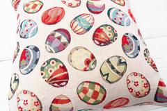 ��������� � ���������� ��������� ���������� ����� 45�� EasterTeCojin-45x45DAC