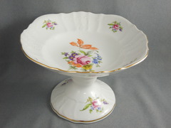 Фруктовница на ножке Bernadotte Мейсенский букет 25см