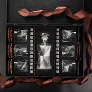 Подарочный набор для охлаждения виски со стаканами и графином Bormioli Rocco Cassiopea Whisky Stones 330мл WS606D