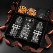Подарочный набор для охлаждения виски со стаканами и графином Bohemia Diamond Whisky Stones 300мл WS404D