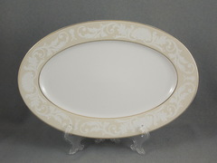 ����� �������� Yvonne ������� 33��