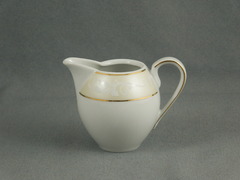 �������� Yvonne ������� 200��