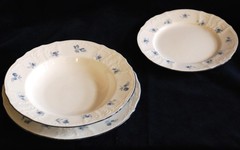 Набор десертных тарелок Bernadotte Апрельское цветение 19см - в интернет-магазине Мир посуды Набор десертных тарелок Bernadotte Апрельское цветение 19см - Мир посуды