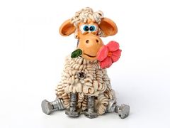 Фігурка декоративна Овечка з квіткою 6х5х8см 450-435
