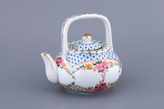 Заварочный чайник 270мл 82-925