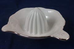 Пресс для цитрусовых Bernadotte Деколь, отводка платина