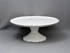 Тортовница на ножке Bernadotte Без декора 32см